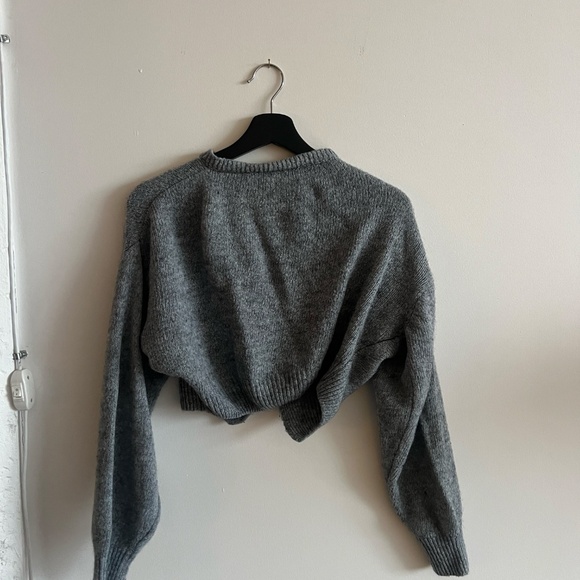 Grey cropped sweater - Picture 4 of 4